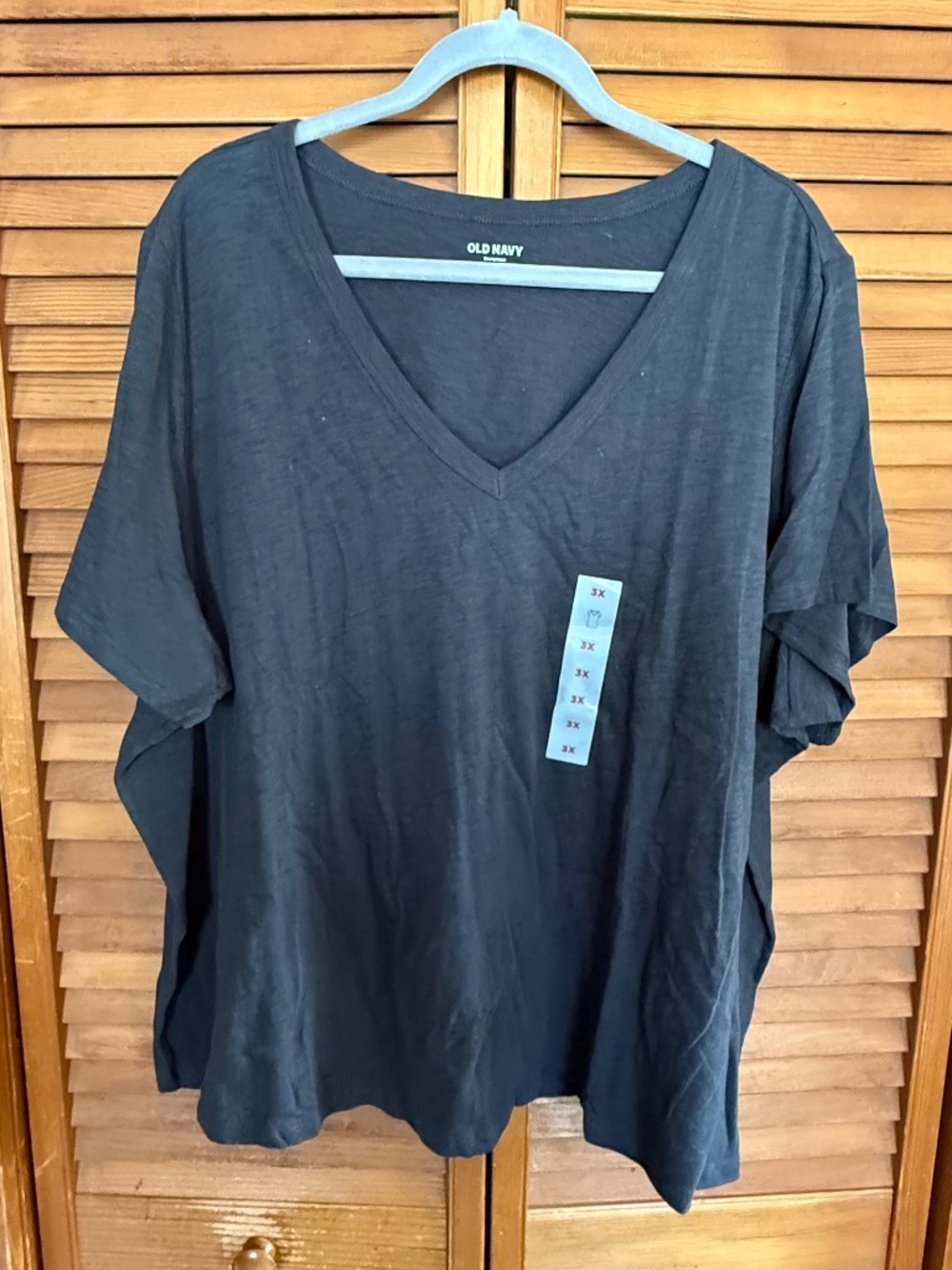 NWT Old Navy Gray V-Neck T-Shirt